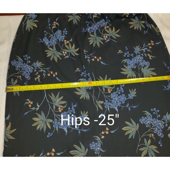 Pendleton Plus Floral Skirt Womens Size 18W Black Lightweight Chiffon Lined - Picture 13 of 14